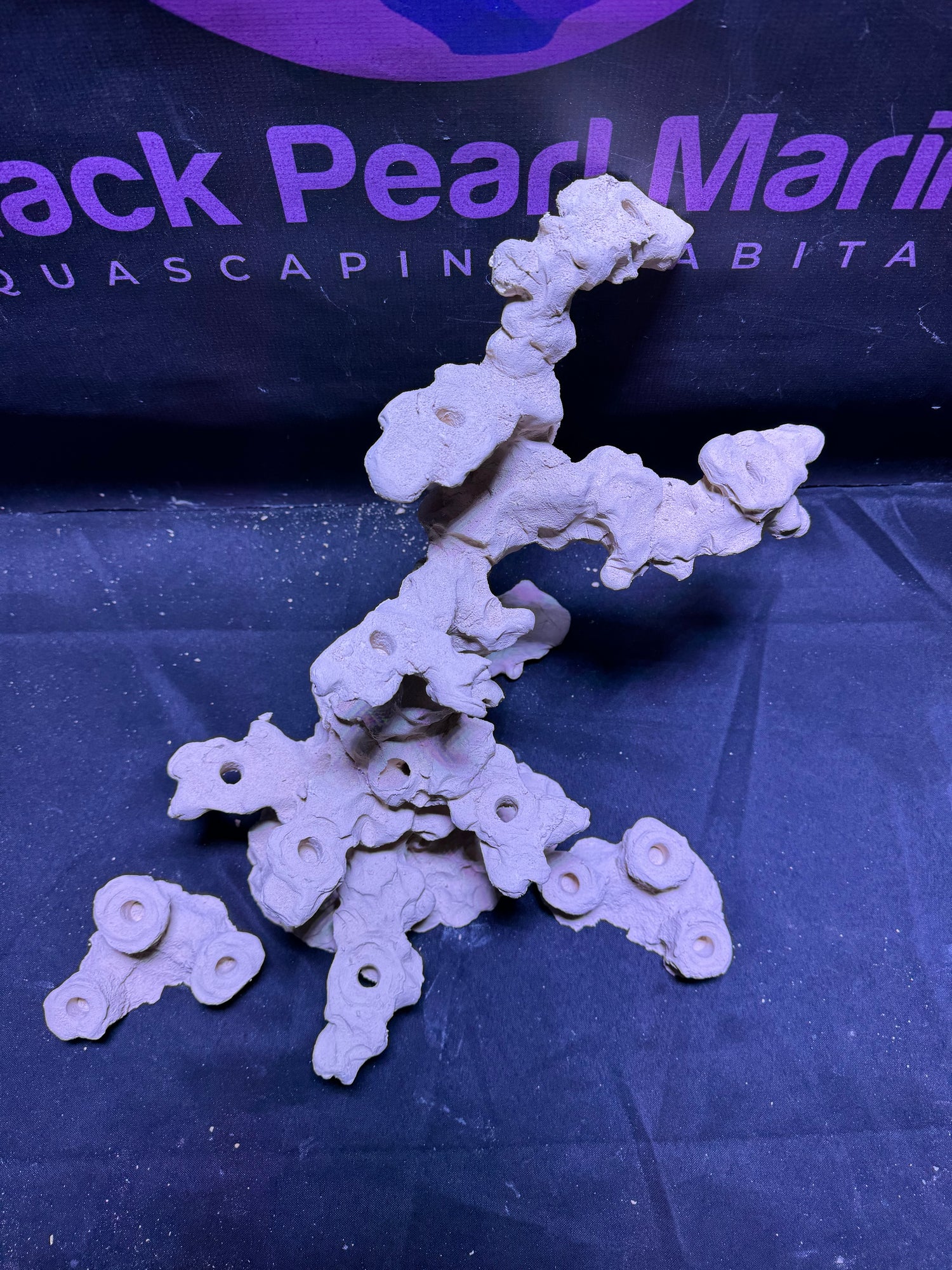 BPM Scape | Pillar (200226) | (L41cm/H28cm/D24cm)